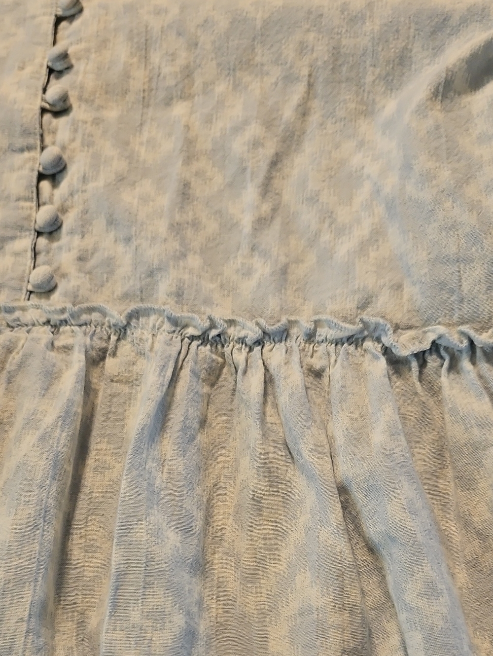 Blue/White Peasant Blouse Studio West & New York & Co Jeans - Picture 4 of 11